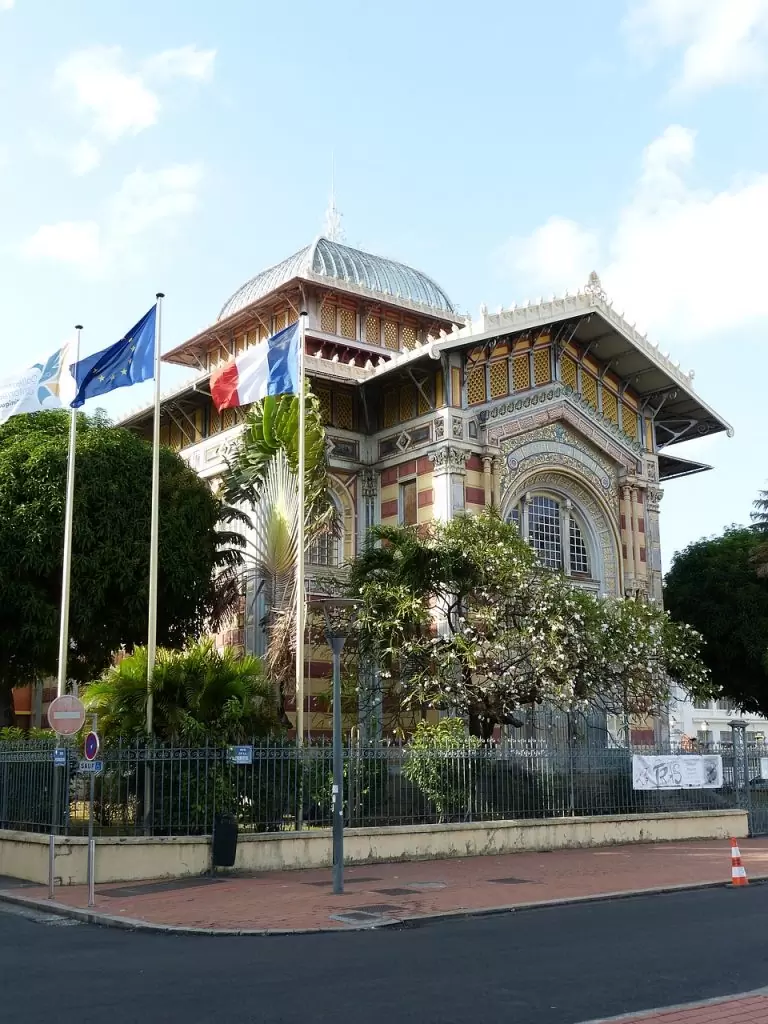 bibliotheque schoelcher martinique