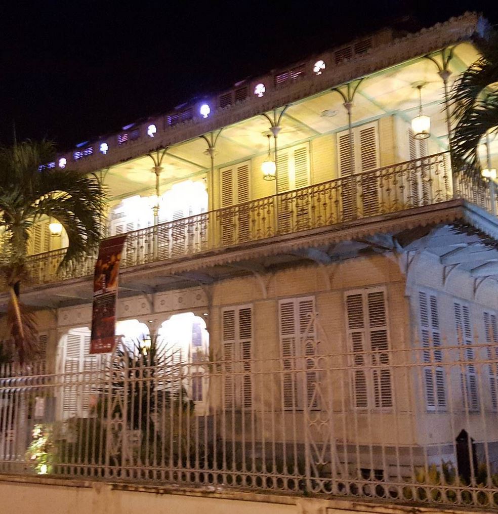 Musée Saint-John Perse nuit